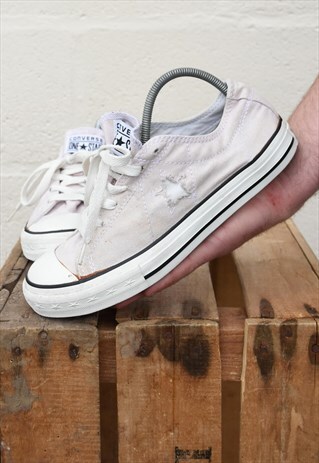 VINTAGE CONVERSE PINK ONE STARS
