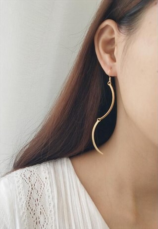 GOLD LINE EARRINGS EAR WIRE