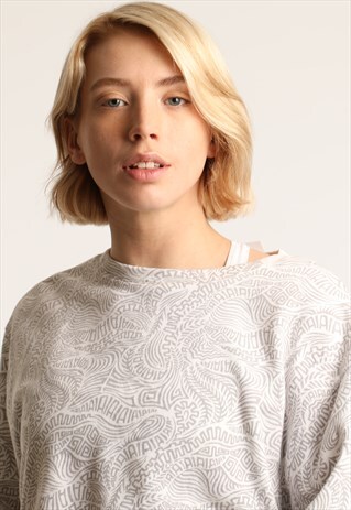 VINTAGE REEBOK CROPPED SWEATSHIRT