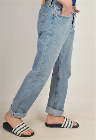 VINTAGE LEVI'S 501 JEANS W33 L32 MADE IN USA (3224)
