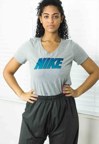 VINTAGE NIKE T-SHIRT LOGO 90S L 4.5