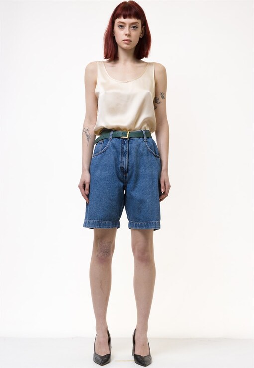 garment image