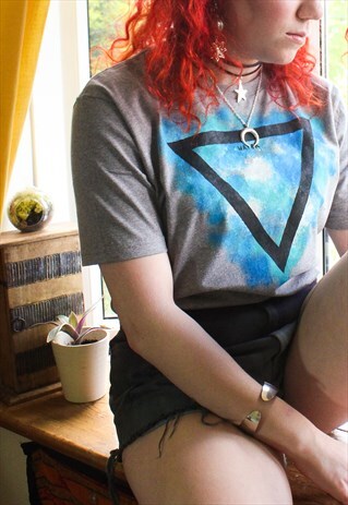 HANDPAINTED UNISEX WATER ELEMENT TSHIRT
