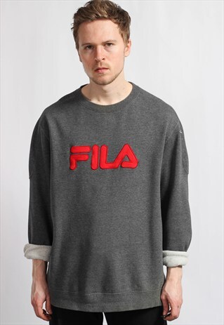 VINTAGE OVERSIZED FILA SWEATSHIRT
