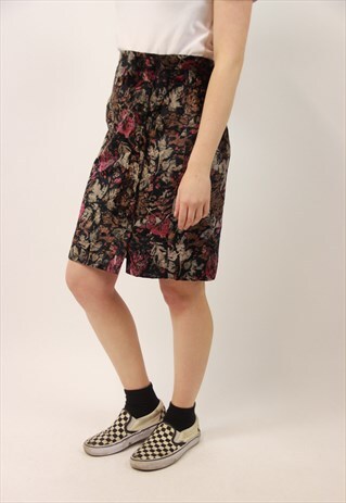 VINTAGE HIGH WAISTED VELVET SKIRT