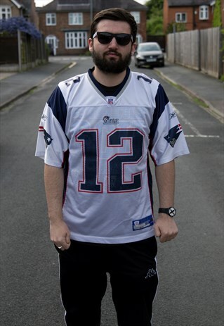 VINTAGE REEBOK NEW ENGLAND PATRIOTS NFL FOOTBALL JERSEY