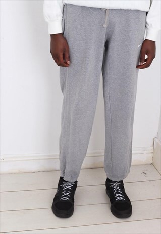 VINTAGE NIKE SPORTS TRACKSUIT CVTP204