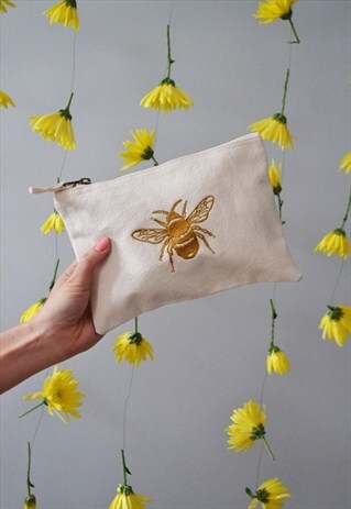 GOLDEN BEE EMBROIDERED NATURAL MAKE-UP, ACCESSORY,PURSE BAG