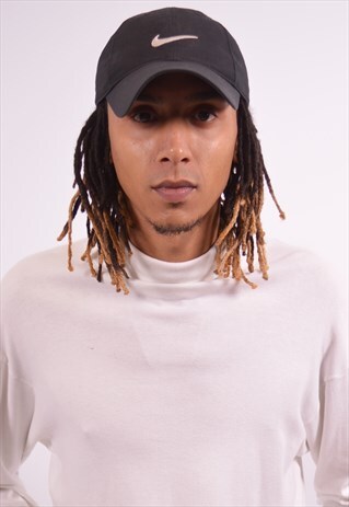 VINTAGE NIKE CAP BLACK