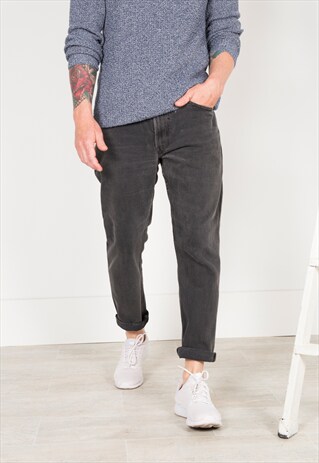 VINTAGE 80S LEVIS SLIM FIT /AVELINASREWORKS/ 0011 / 901
