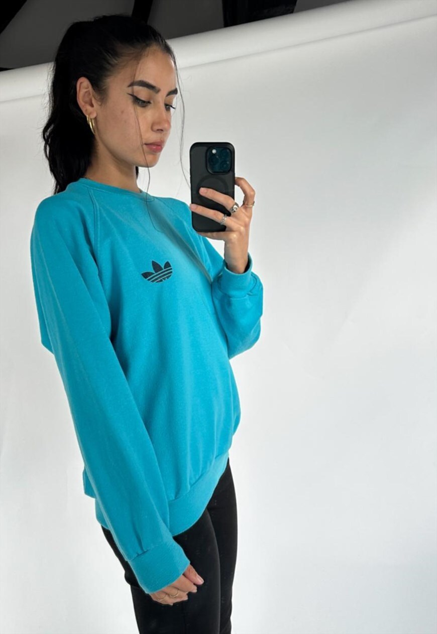 Vintage blue hot sale adidas sweatshirt