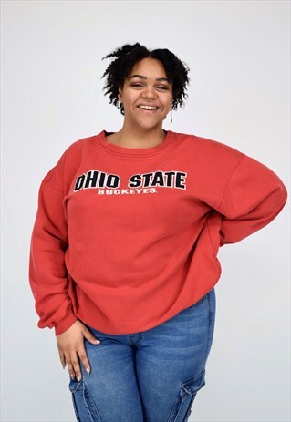 VINTAGE 90'S RED SWEATSHIRT