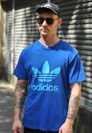 VINTAGEADIDAS TSHIRT