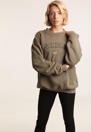 VINTAGE NIKE PRINT SPELL OUT SWEATSHIRT