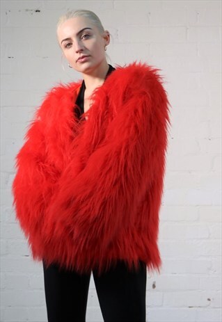 FAUX FUR/FLUFFY COAT IN RED