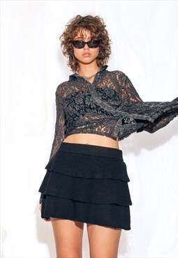 Vintage Y2K Frilly Mini Skirt in Knitted Black