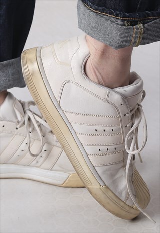 ADIDAS SHELL TOE SUPERSTARS TRAINERS UK 12.5 (WDQ)