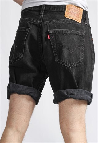 VINTAGE LEVI'S DENIM SHORTS