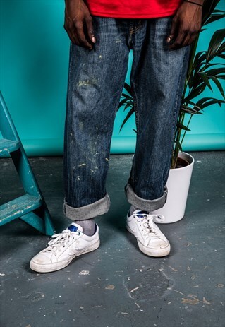 VINTAGE LEVI'S 505 JEANS IN BLUE WITH PAINT MARKS