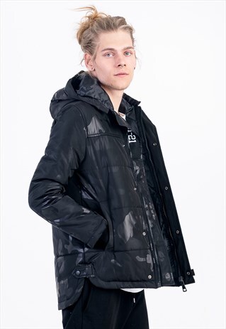HOODED CAMO PRINT PUFFER JACKET WITH SIDE POCKETS