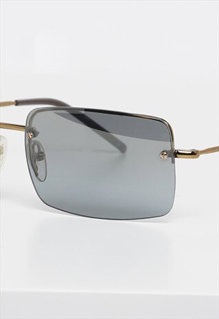 RARE 90'S GUCCI GREY RECTANGULAR DIAMONDS LOGO SUNGLASSES