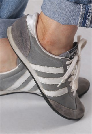 ADIDAS GLITTER TRAINERS UK 7.5 , US 9 (KACG)