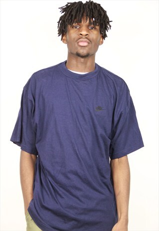 VINTAGE NIKE TSHIRT