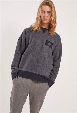 VINTAGE NIKE SWEATSHIRT