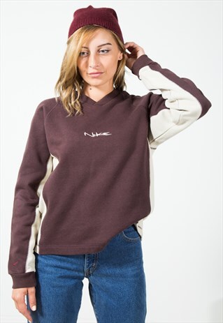 VINTAGE NIKE SWEATSHIRT / S1927