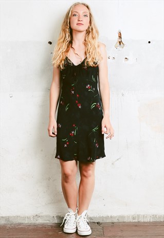 VINTAGE 90S BLACK FLORAL SLIP DRESS