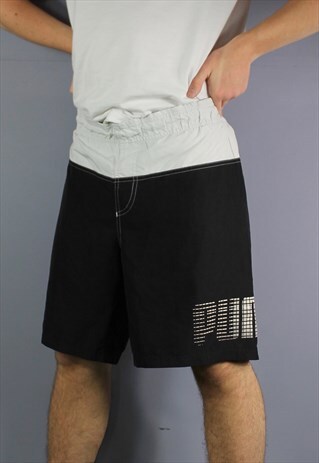 VINTAGE PUMA SHORTS IN BLACK WITH POCKETS, PRINTED LOGO AND