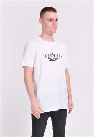 WHITE SHORT-SLEEVE BORN FREE GRAPHIC T-SHIRT - RELAXED FIT