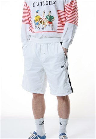90S VINTAGE NIKE SPORTS SUMMER SHORTS 13475