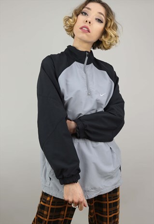 VINTAGE 90S OVERSIZED NIKE 1/4 ZIP PULL OVER WINDBREAKER