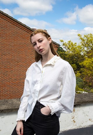 LACE COLLAR SHIRT