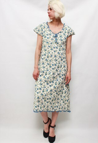 VINTAGE 90'S BEAUTIFUL CUTE WHITE FLOWER DRESS