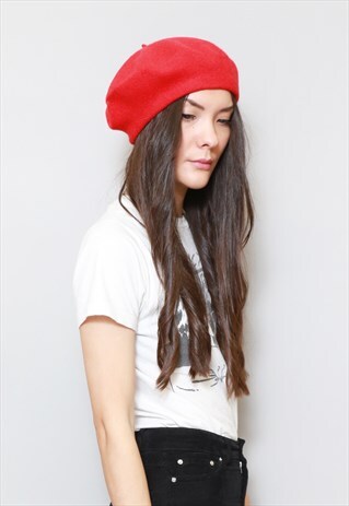 VINTAGE STYLE SOFT FELT RED WOOL BERET
