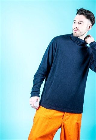 VINTAGE TURTLE NECK JUMPER IN NAVY BLUE