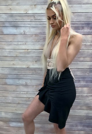 BLACK RUFFLED SKIRT