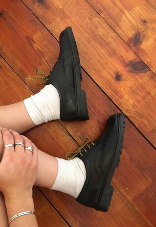VINTAGE BLACK GENUINE LEATHER LACE UP SHOES FLATS