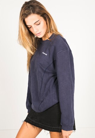 VINTAGE 90S REEBOK SWEATSHIRT/ R121