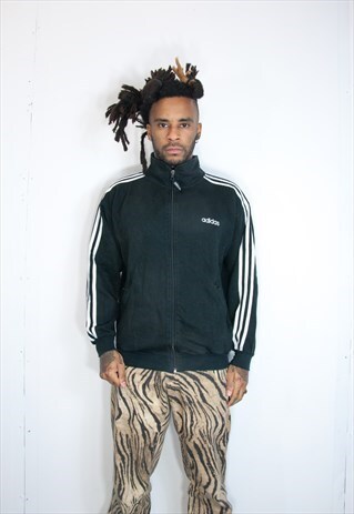 VINTAGE EMBROIDED ADIDAS SWEATSHIRT