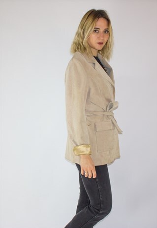 VINTAGE BEIGE BELTED COAT