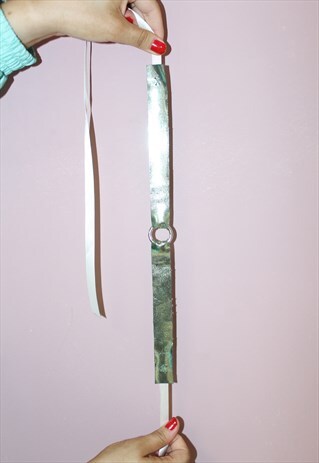 HANDMADE GRUNGE METALLIC GREEN CHOKER