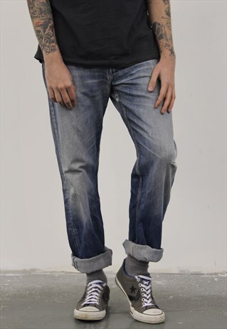 VINTAGE BLUE LEVI'S 501 RIPPED JEANS