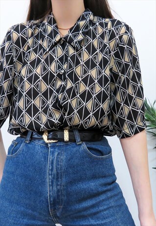 VINTAGE 80S BEIGE & BLACK ABSTRACT TRIANGLE PRINT SHIRT