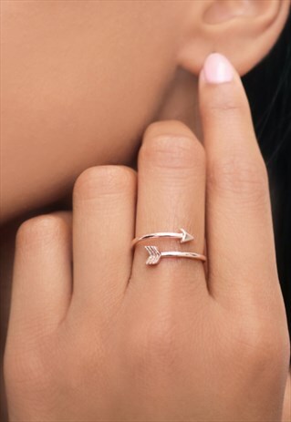 ROSE GOLD ARROW RING