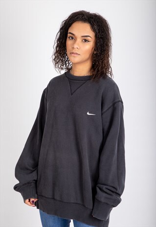 VINTAGE NIKE SWEATSHIRT MW17