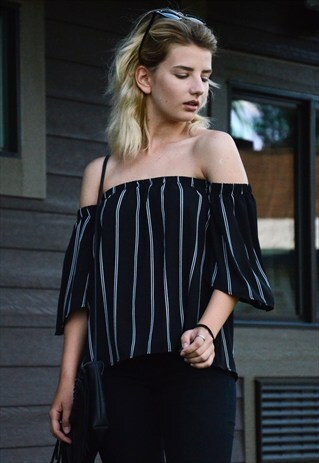 STRIPED OFF-THE-SHOULDER TOP
