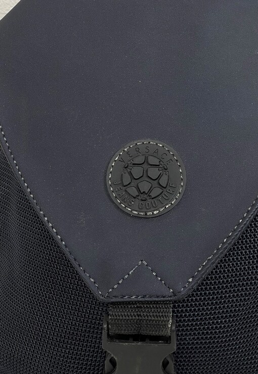 garment image